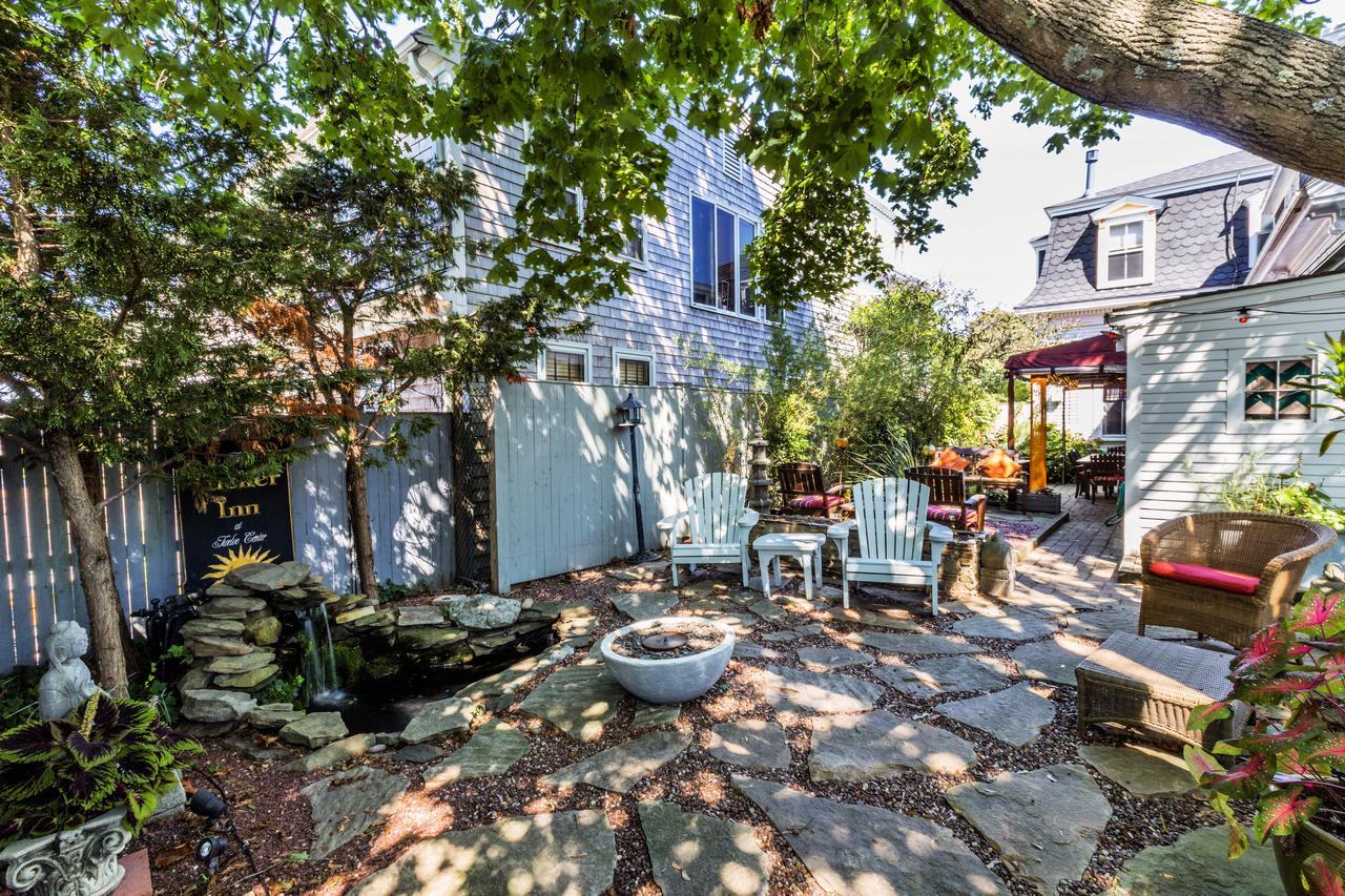 The Tucker Inn Провинстаун Экстерьер фото