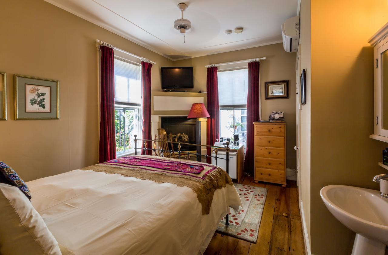 The Tucker Inn Провинстаун Экстерьер фото